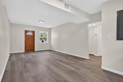 Villa ou maison à vendre à Belle Glade, Floride: 3 chambres, 110.74 m2 № 2176943 - photo 19