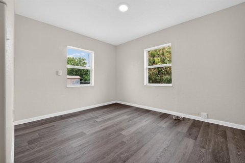Villa ou maison à vendre à Belle Glade, Floride: 3 chambres, 110.74 m2 № 2176943 - photo 9