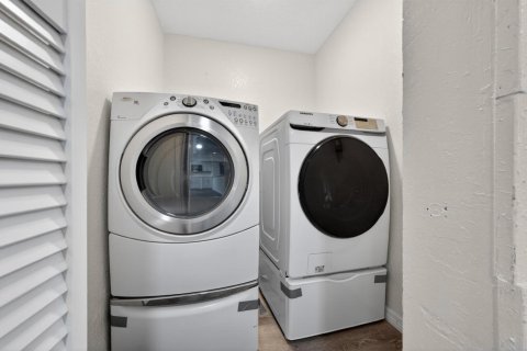 Villa ou maison à vendre à Belle Glade, Floride: 3 chambres, 110.74 m2 № 2176943 - photo 11
