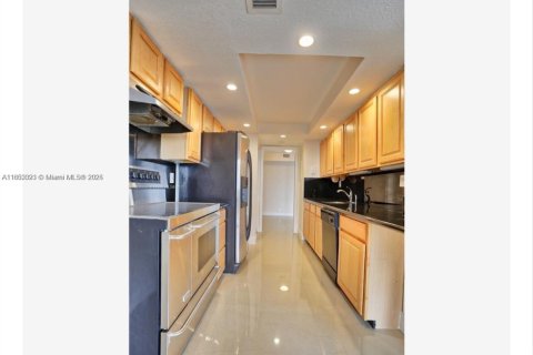 Copropriété à louer à Miami, Floride: 2 chambres, 108.14 m2 № 1877723 - photo 6