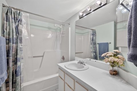 Купить кондоминиум в Плантация, Флорида 2 спальни, 87.33м2, № 1972841 - фото 27