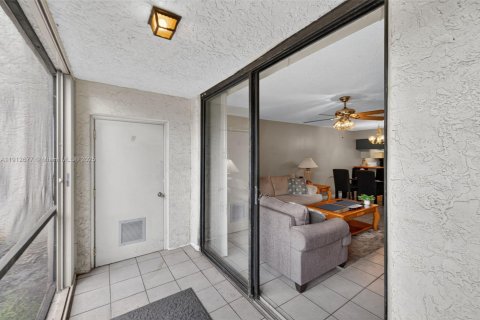 Купить кондоминиум в Плантация, Флорида 2 спальни, 87.33м2, № 1972841 - фото 19