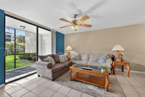 Купить кондоминиум в Плантация, Флорида 2 спальни, 87.33м2, № 1972841 - фото 13