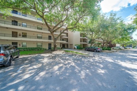 Купить кондоминиум в Плантация, Флорида 2 спальни, 87.33м2, № 1972841 - фото 4