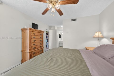 Купить кондоминиум в Плантация, Флорида 2 спальни, 87.33м2, № 1972841 - фото 22