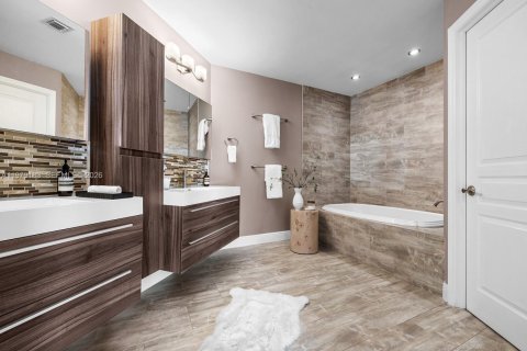 Copropriété à louer à Miami, Floride: 3 chambres, 208.1 m2 № 2046022 - photo 7