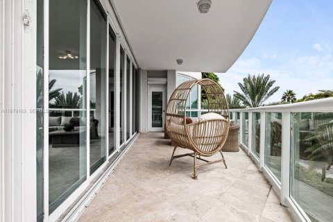 Copropriété à louer à Miami, Floride: 3 chambres, 208.1 m2 № 2046022 - photo 9