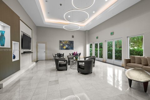 Copropriété à louer à Miami, Floride: 3 chambres, 208.1 m2 № 2046022 - photo 12