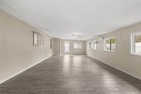 Casa en venta en Ocala, Florida, 4 dormitorios, 262.36 m2 № 1743043 - foto 16