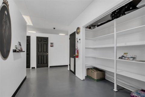 Propiedad comercial en venta en Winter Garden, Florida, 245.08 m2 № 1544041 - foto 18