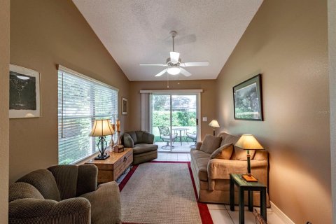 Duplex in Mount Dora, Florida 2 bedrooms, 116.31 sq.m. № 1908931 - photo 8