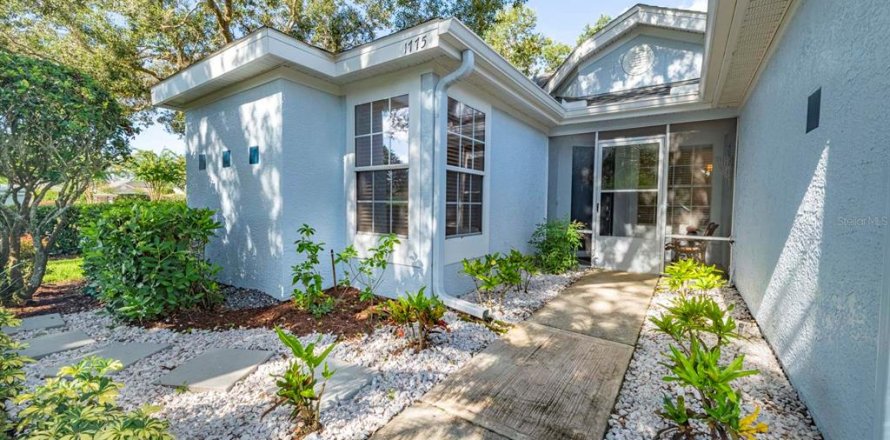 Duplex in Mount Dora, Florida 2 bedrooms, 116.31 sq.m. № 1908931