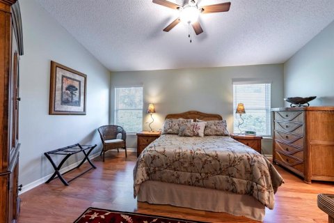 Duplex in Mount Dora, Florida 2 bedrooms, 116.31 sq.m. № 1908931 - photo 9