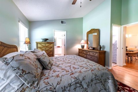 Duplex in Mount Dora, Florida 2 bedrooms, 116.31 sq.m. № 1908931 - photo 11