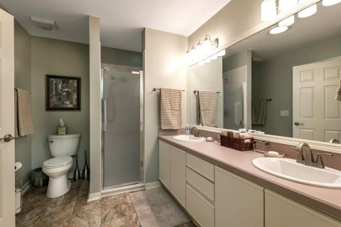 Duplex in Mount Dora, Florida 2 bedrooms, 116.31 sq.m. № 1908931 - photo 14