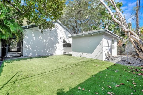 Villa ou maison à louer à Miami, Floride: 4 chambres, 109.53 m2 № 2030800 - photo 8