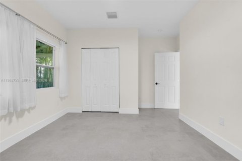 Villa ou maison à louer à Miami, Floride: 4 chambres, 109.53 m2 № 2030800 - photo 29