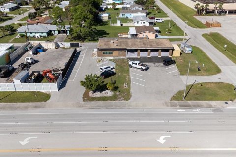 Commercial property in Englewood, Florida 84.45 sq.m. № 2235357 - photo 3