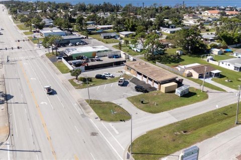 Commercial property in Englewood, Florida 84.45 sq.m. № 2235357 - photo 6