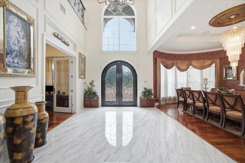House in Lutz, Florida 8 bedrooms, 803.6 sq.m. № 2235413 - photo 8
