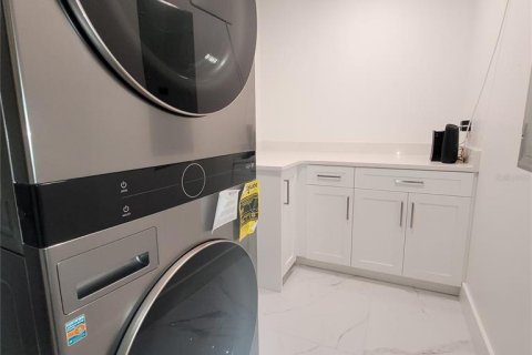 Condominio en alquiler en Clearwater, Florida, 3 dormitorios, 159.33 m2 № 1522332 - foto 19