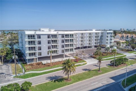 Condominio en alquiler en Clearwater, Florida, 3 dormitorios, 159.33 m2 № 1522332 - foto 25