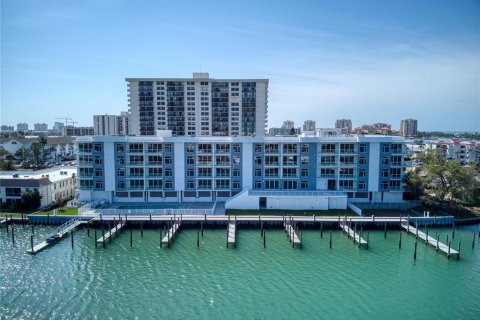 Condominio en alquiler en Clearwater, Florida, 3 dormitorios, 159.33 m2 № 1522332 - foto 2