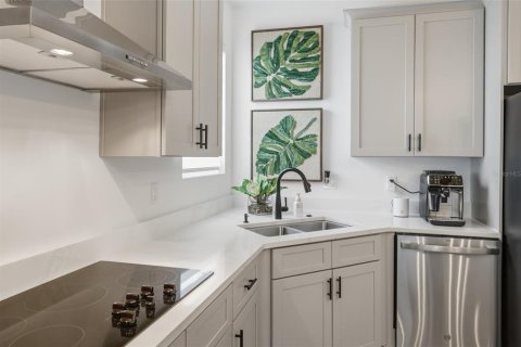 Adosado en venta en Orlando, Florida, 3 dormitorios, 159.05 m2 № 2124945 - foto 8