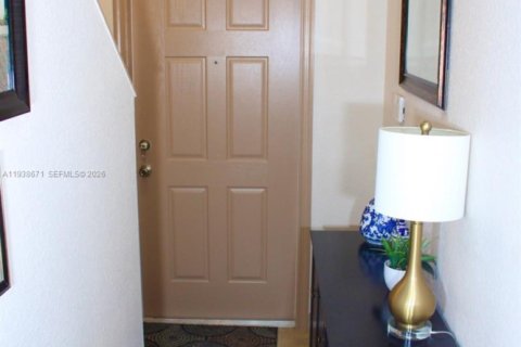 Touwnhouse à louer à Tamarac, Floride: 2 chambres, 114.27 m2 № 1996339 - photo 20