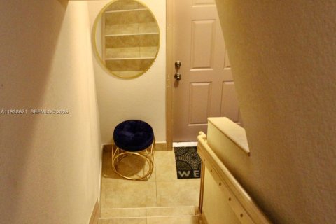 Touwnhouse à louer à Tamarac, Floride: 2 chambres, 114.27 m2 № 1996339 - photo 15
