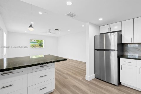 Appartement à louer à Fort Lauderdale, Floride: 2 chambres, 106.84 m2 № 1933231 - photo 2