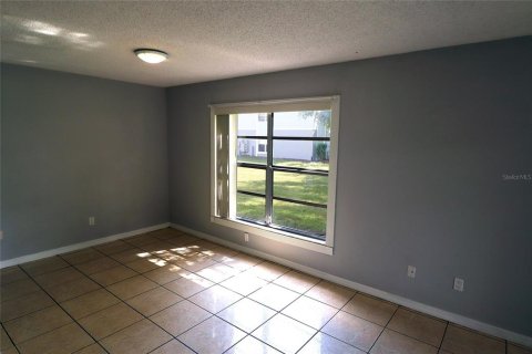 Condo in Orlando, Florida, 2 bedrooms  № 2431645 - photo 8