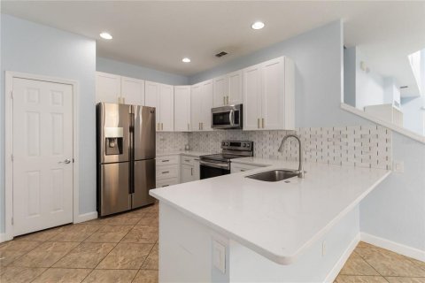 Adosado en venta en Orlando, Florida, 3 dormitorios, 160.07 m2 № 2156778 - foto 9