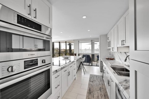 Condominio en venta en Boca Raton, Florida, 3 dormitorios, 160.72 m2 № 2146201 - foto 2