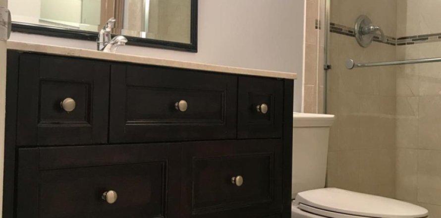 Condominio en Miami, Florida, 3 dormitorios № 1154418
