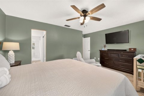 House in Ocala, Florida 2 bedrooms, 118.73 sq.m. № 2258467 - photo 16