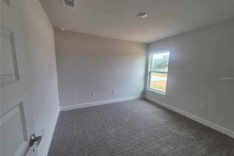 House in Dade City, Florida 4 bedrooms, 216.46 sq.m. № 2231052 - photo 18