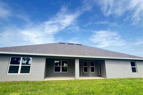 House in Dade City, Florida 4 bedrooms, 216.46 sq.m. № 2231052 - photo 6