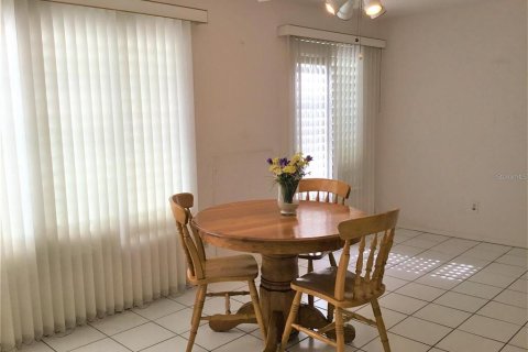 Copropriété à louer à Clearwater, Floride: 2 chambres, 102.19 m2 № 2101978 - photo 16