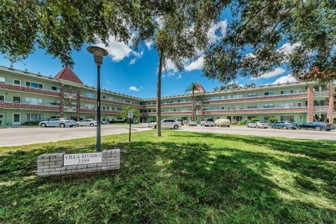 Copropriété à louer à Clearwater, Floride: 2 chambres, 102.19 m2 № 2101978 - photo 2
