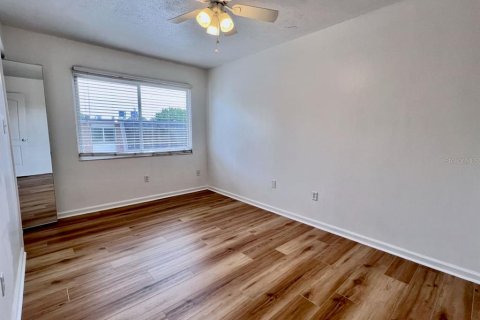 Condominio en venta en Gainesville, Florida, 2 dormitorios, 70.14 m2 № 1311691 - foto 14
