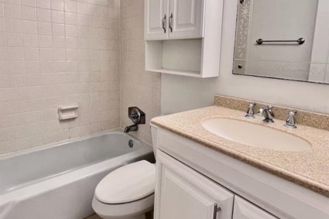 Condominio en venta en Gainesville, Florida, 2 dormitorios, 70.14 m2 № 1311691 - foto 18