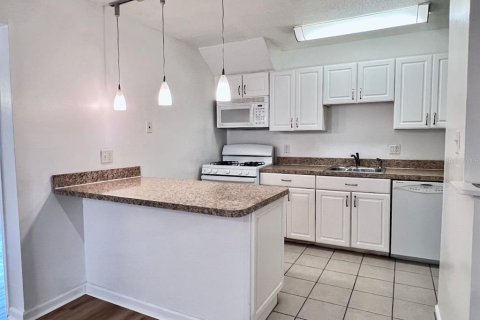 Condominio en venta en Gainesville, Florida, 2 dormitorios, 70.14 m2 № 1311691 - foto 5
