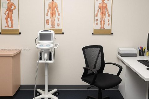 Купить коммерческую недвижимость в Дейви, Флорида № 2034357 - фото 6