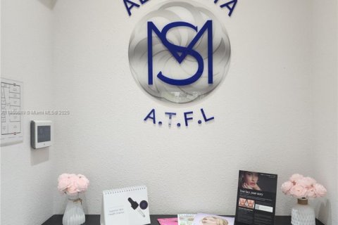 Купить коммерческую недвижимость в Дейви, Флорида № 2034357 - фото 4