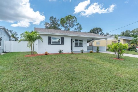 House in Pinellas Park, Florida 3 bedrooms, 103.31 sq.m. № 1882686 - photo 30