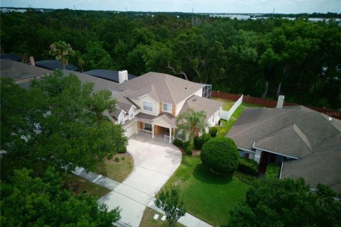 House in Orlando, Florida 6 bedrooms, 432.09 sq.m. № 2202492 - photo 29