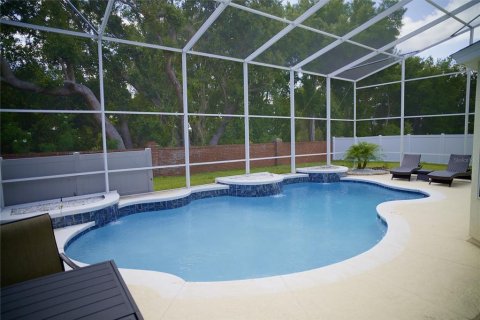 House in Orlando, Florida 6 bedrooms, 432.09 sq.m. № 2202492 - photo 13