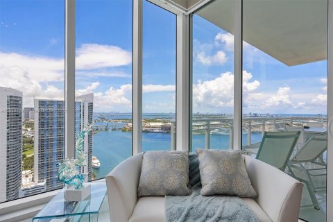 Condo in Miami, Florida, 5 bedrooms  № 1809097 - photo 28