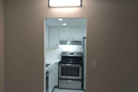 Copropriété à louer à Boca Raton, Floride: 2 chambres, 78.69 m2 № 2087585 - photo 9